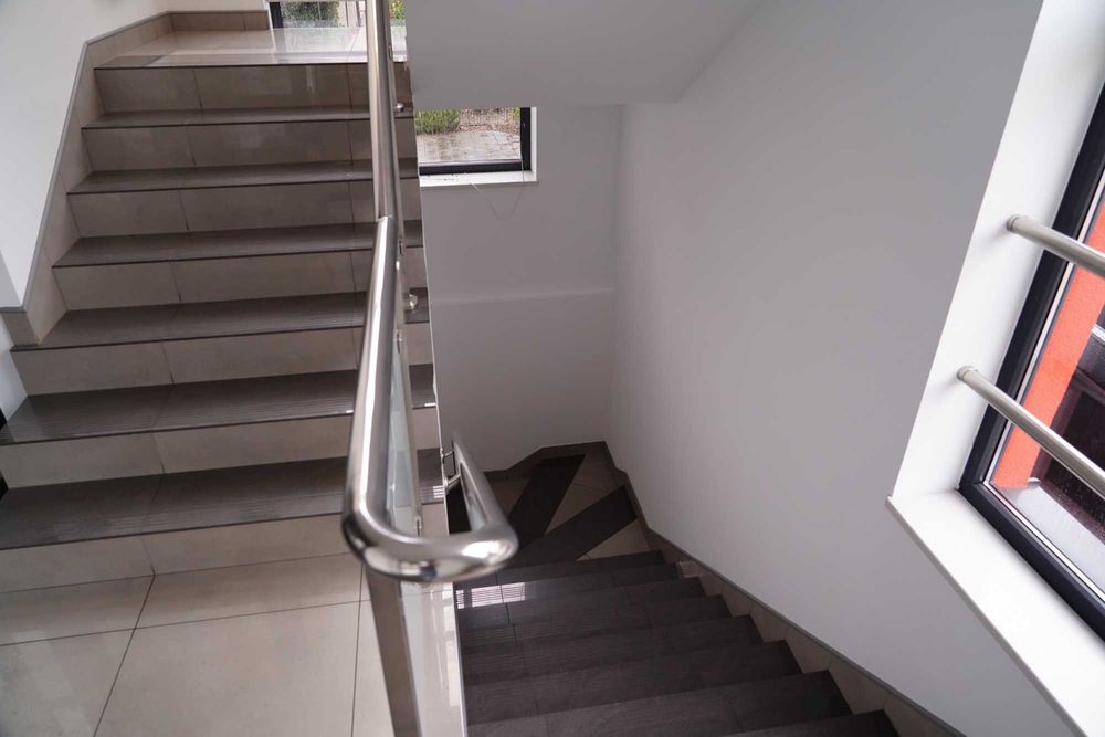 Atrakcyjny lokal do wynajęcia - 40m2 przy ul. Waryńskiego 18A w O-CU