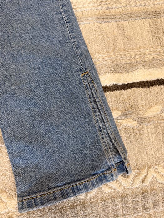 Джинси Zara з розрізами, висока посадка (Розмір EUR 36 / S)