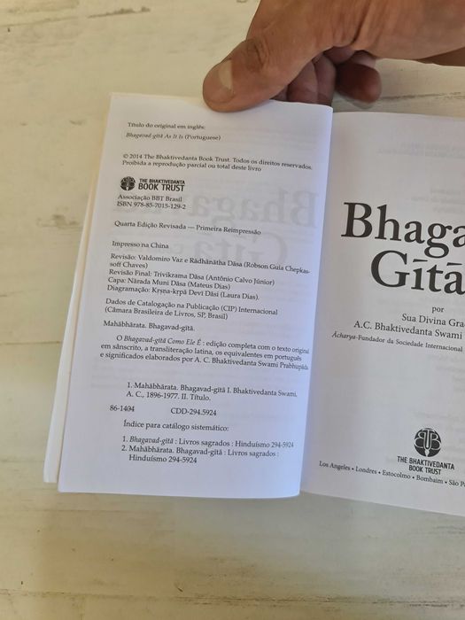 Livro Bhagavad Gita Hinduísmo Book Krishna Hinduism