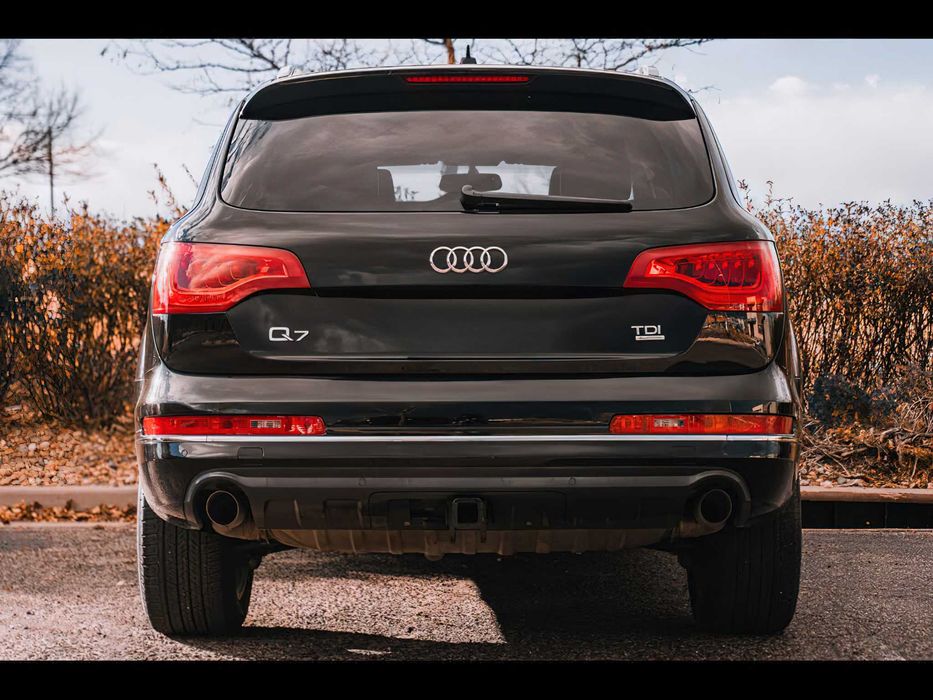 Audi Q7 quattro Prestige      2012