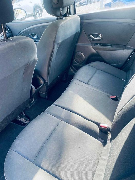Renault Mégane Sport Tourer 1.5 dCi foto 3