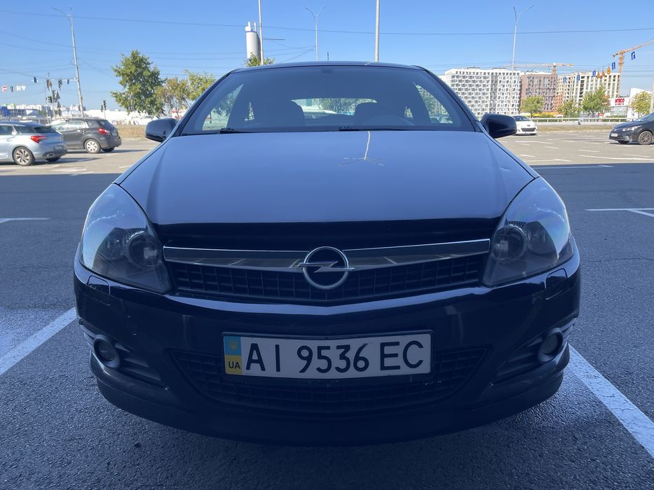 Opel Astra H GTC