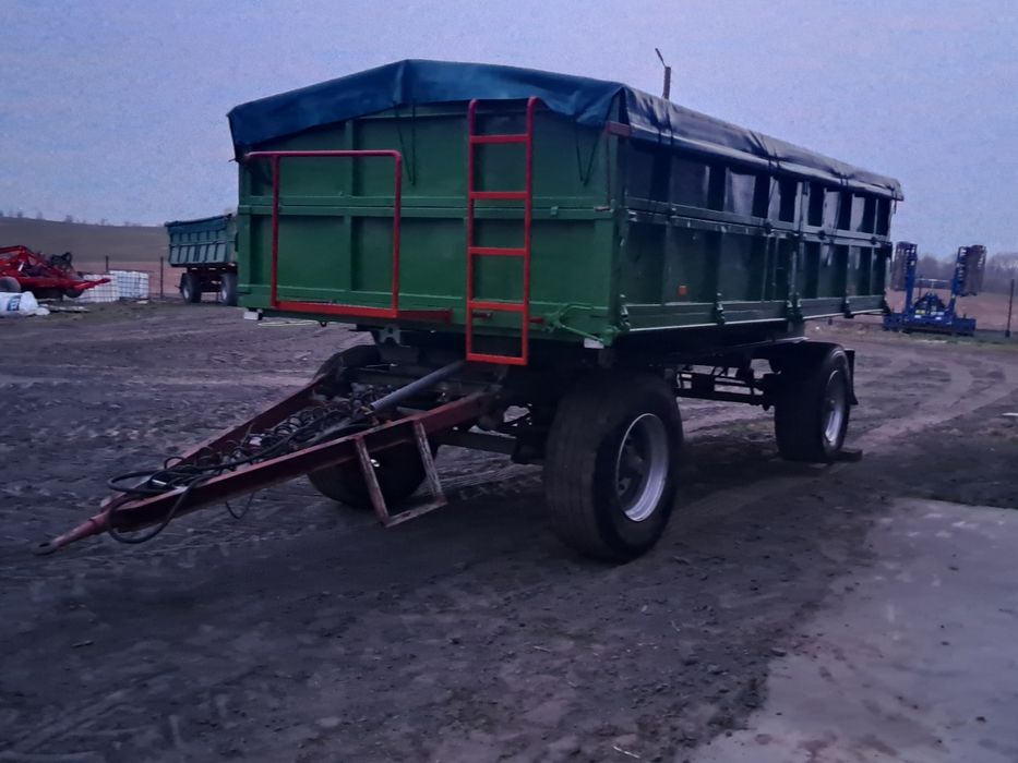 HL8011 HW8011 przyczepa rolnicza