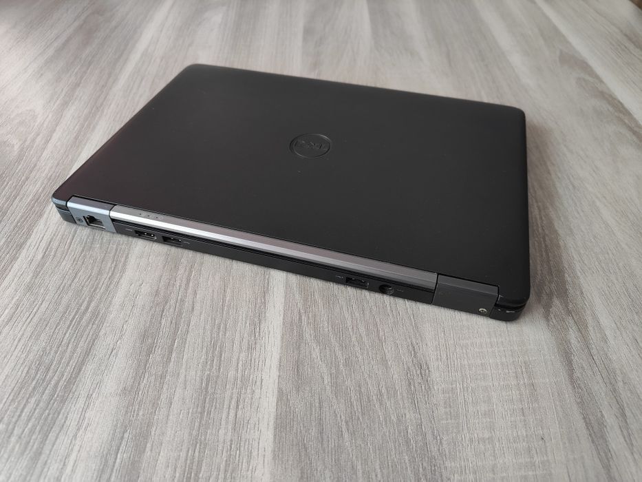Dell Latitude E7250 - i5 vPro