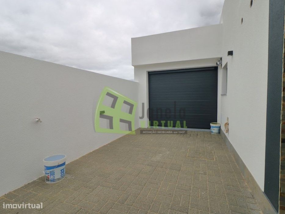 Moradia Isolada Térrea T3 com Piscina - Azeitão