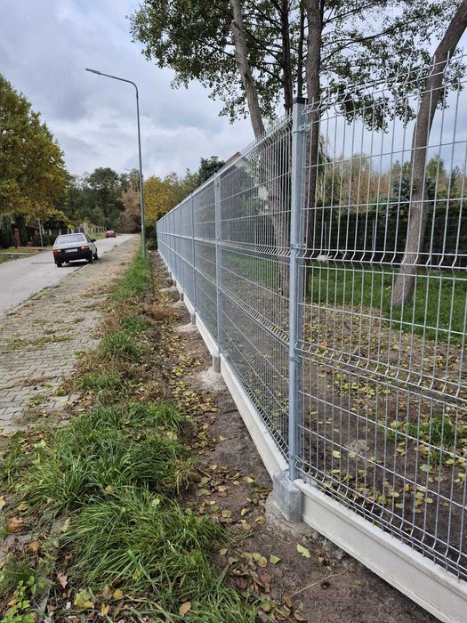 Montaż ogrodzeń Panelowych