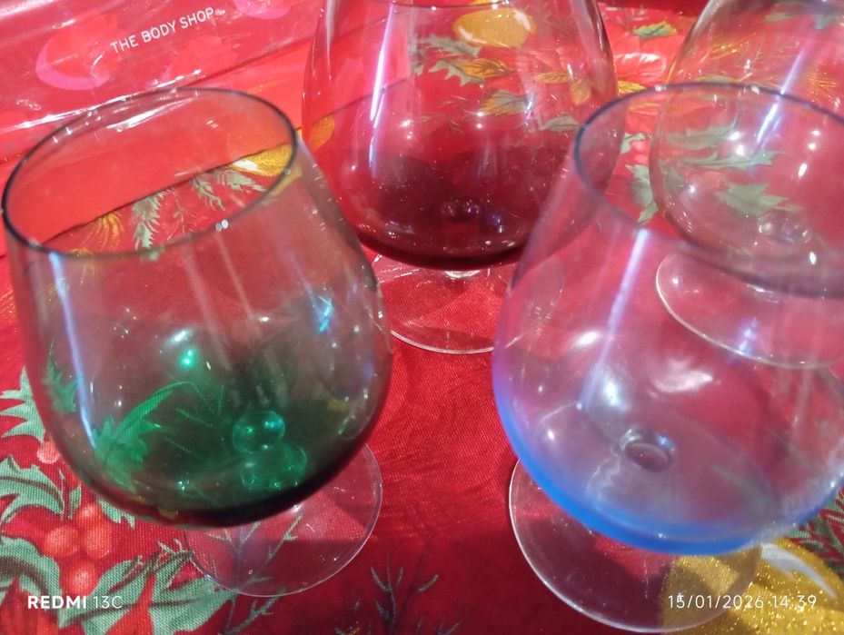 5 cálices antigos 10 cm alrura