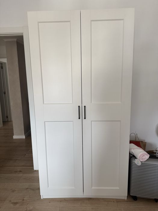 Roupeiros personalizados IKEA modelo Pax