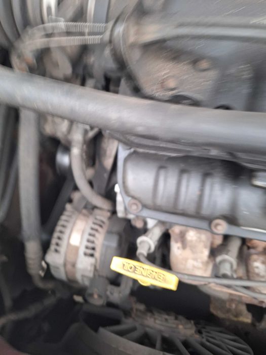 Crysler Voyager LX 2003