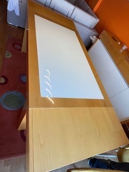 Mesa de sala moderna