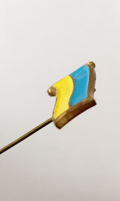 Патриотический значок флажок Украины прапор України Тризуб патріотична