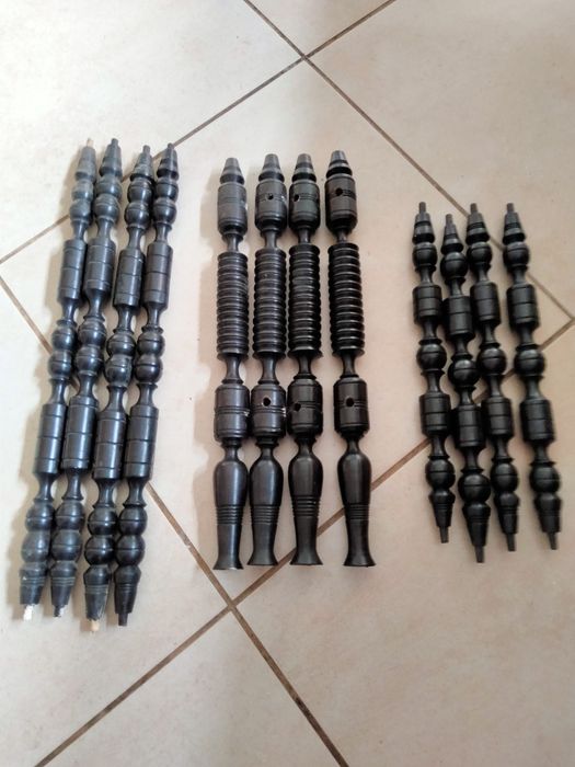 Mesa de apoio em pau preto