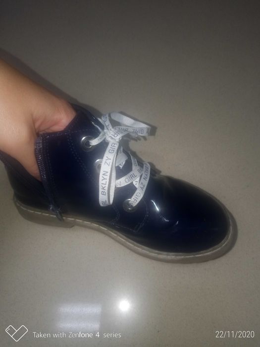 Botas de menina nr 31