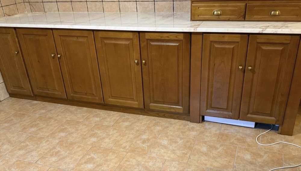 Cozinha completa em madeira maciça + eletrodomésticos