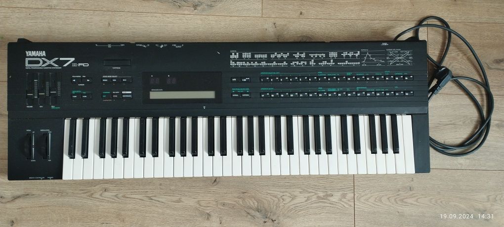 流行り の ブランド  Syntezator Yamaha OLX.pl • Górna Zubrzyca DX7 鍵盤楽器