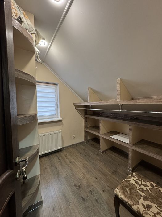 Продаж 4-кім будинку центр р-н Шкільної/спільний заїзд!