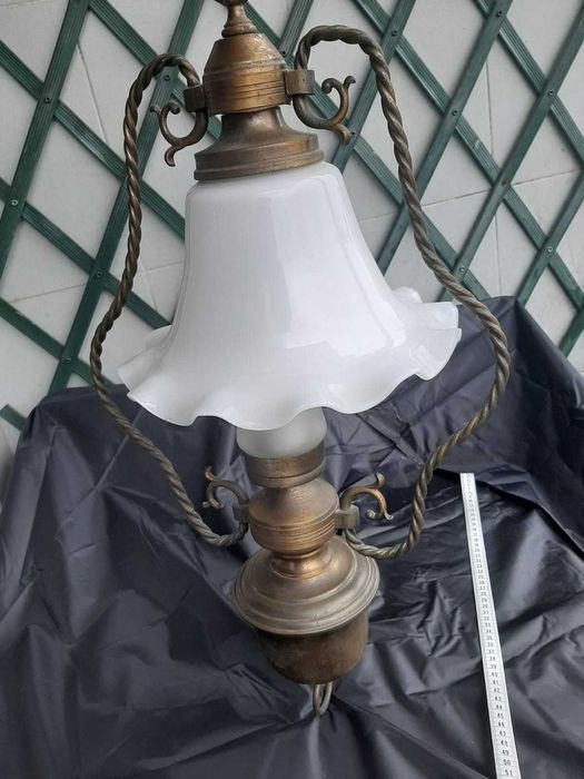 Candeeiro robusto em Óptimo estado