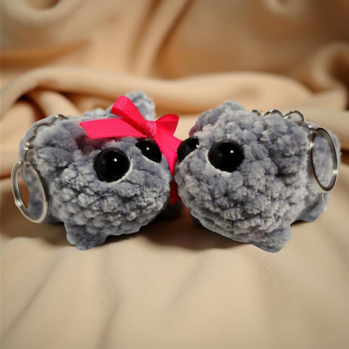 В'язаний брелок - мем Сумний хом'як