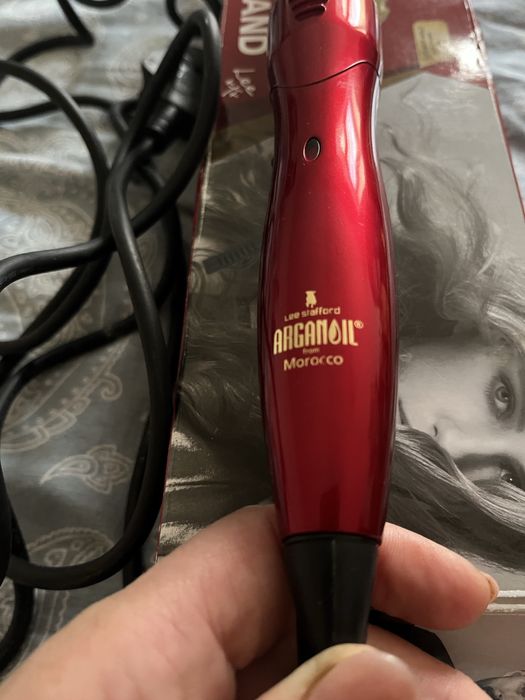 Інструмент для створення локонів