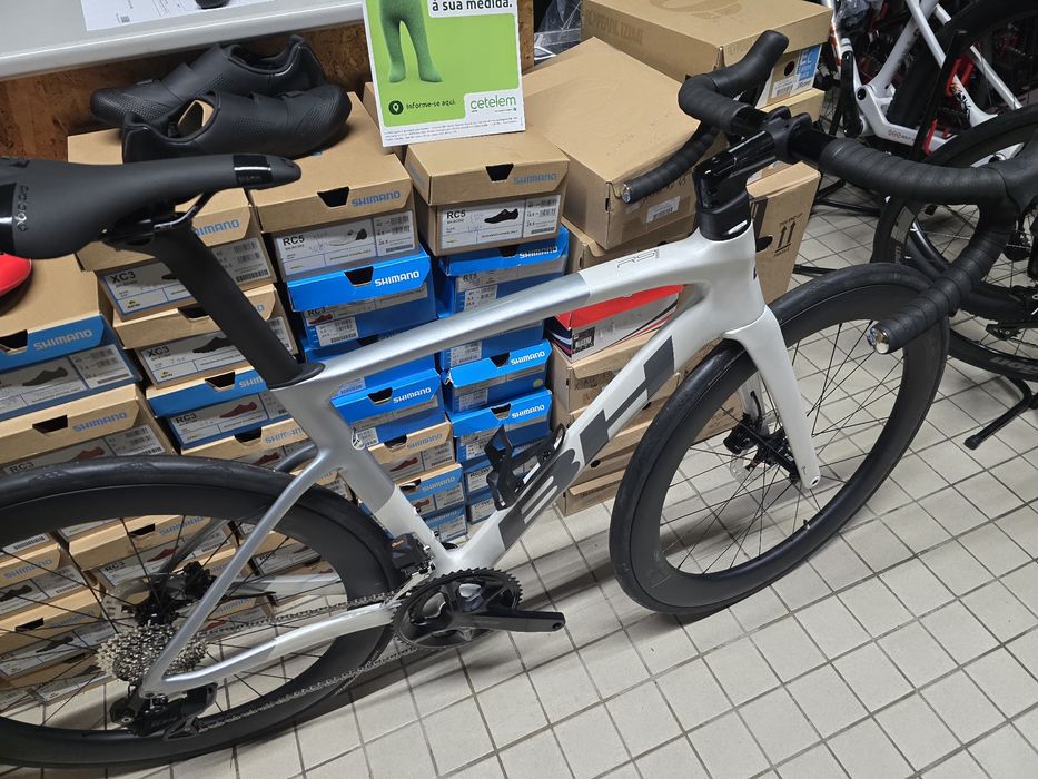 Bh rs1 105 di2 rodas de carbono ultimas unidades