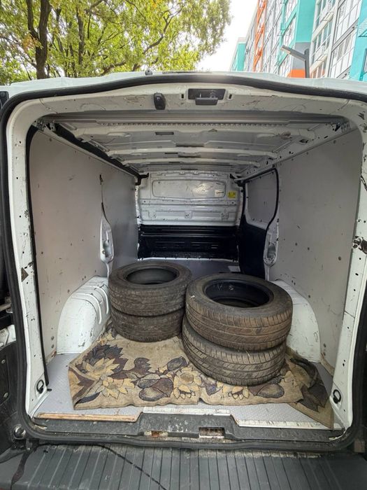 OPEL VIVARO вантажний, коротка база