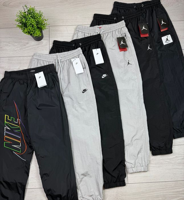 Штани нейлонові Nike air Jordan брюки найк аір джордан спортивні