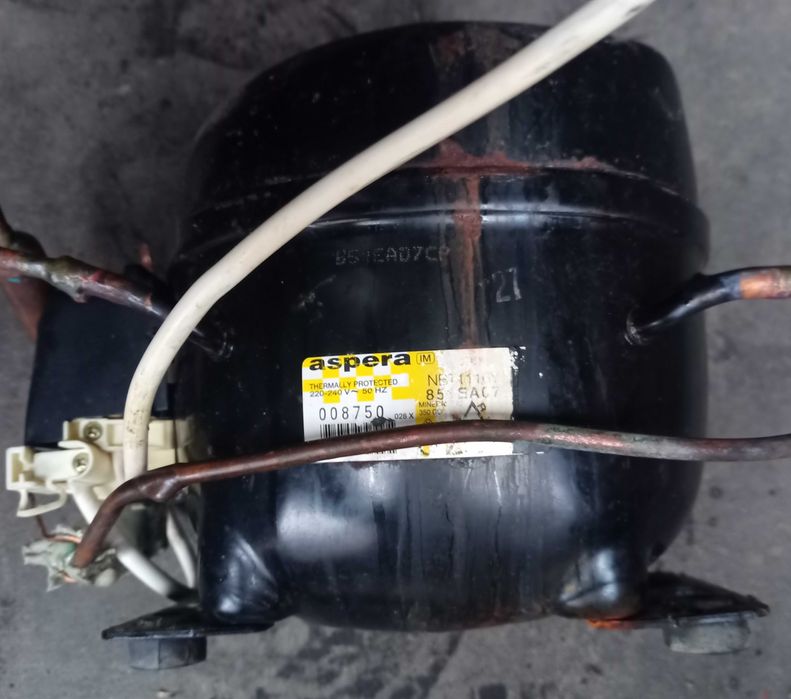 Компресор до холодильника. Б/У.