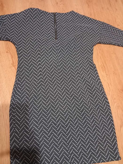 Sukienka TOP SECRET rozm. 40 raz włożona