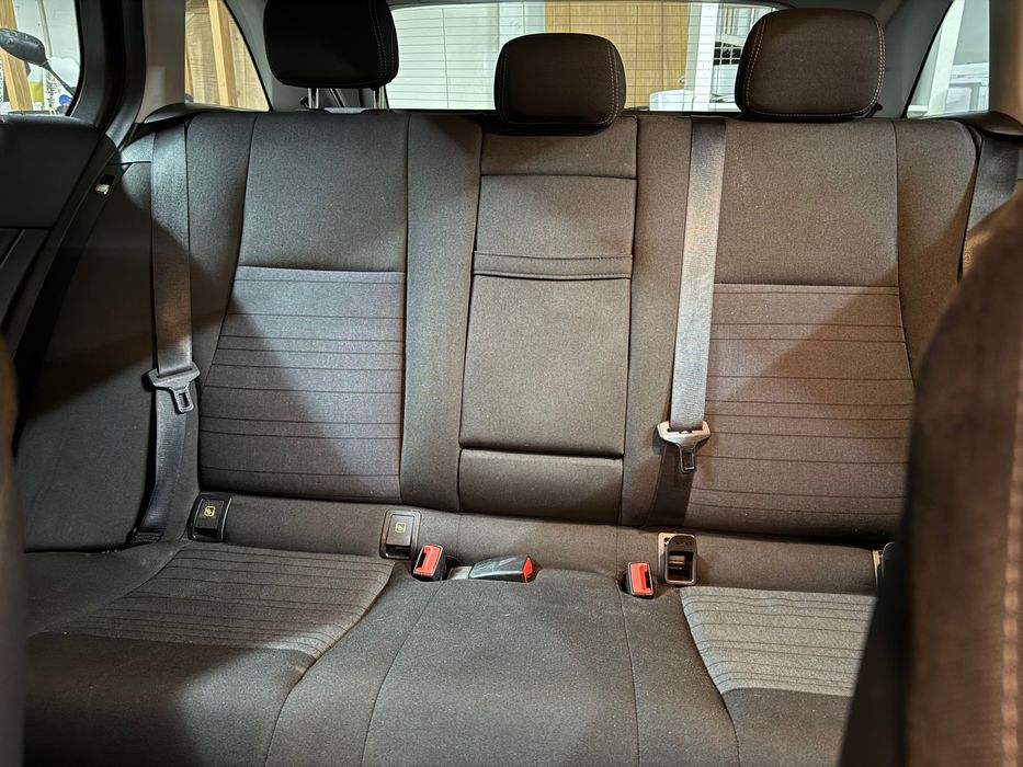 Carrinha Mercedes Benz