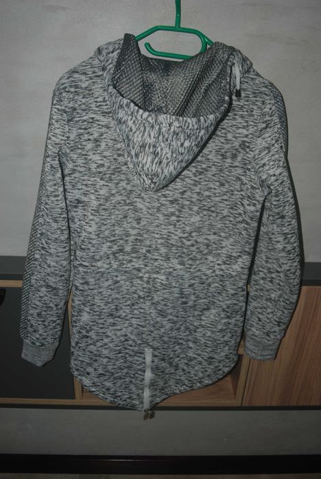 Ciepła bluza r. M