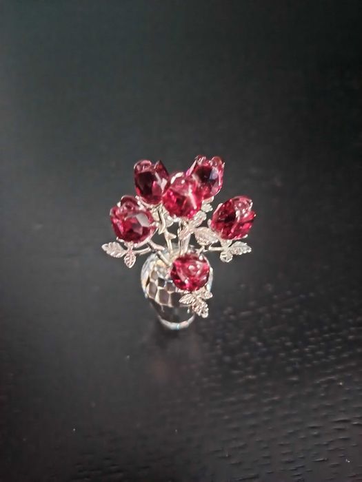 Swarovski Crystal Red Roses
