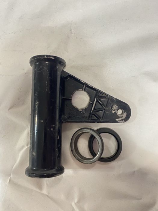 Держатель фары, флажок чезет оригинал cezet 472.5-6