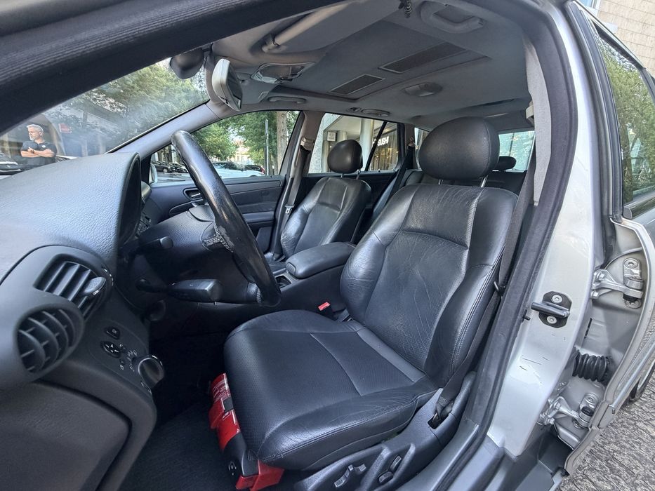 Vendo Mercedes-Benz w204 C220 CDI  ler anuncio