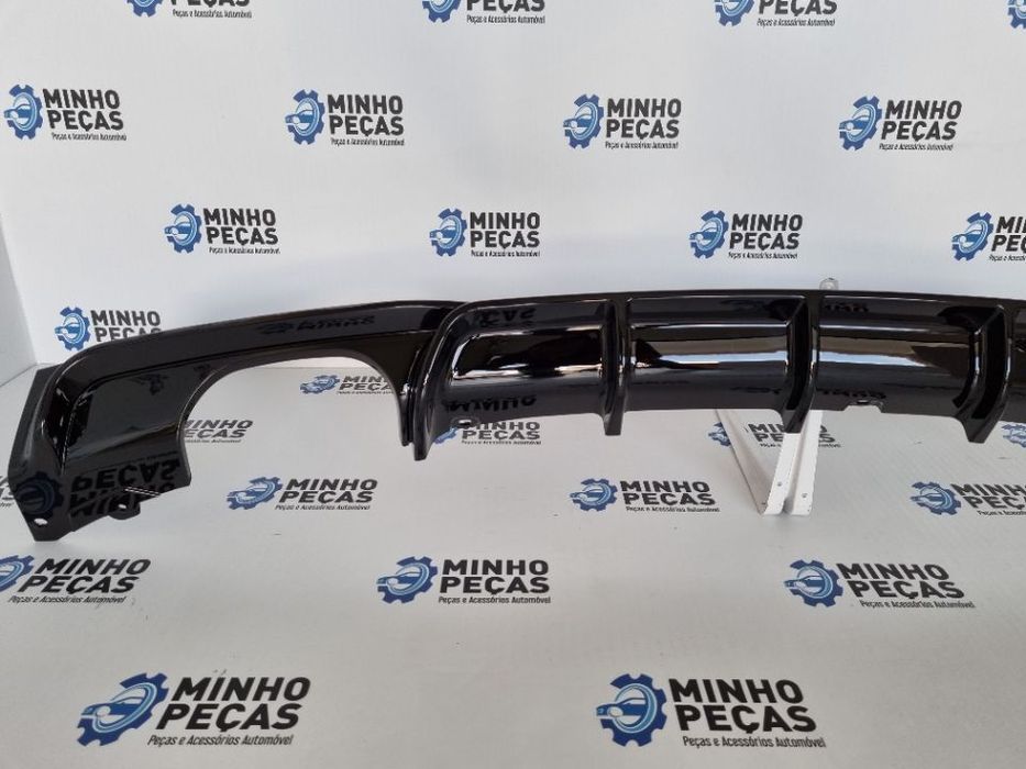 Difusor Traseiro BMW (F30/31) M-Performance Saídas Duplas