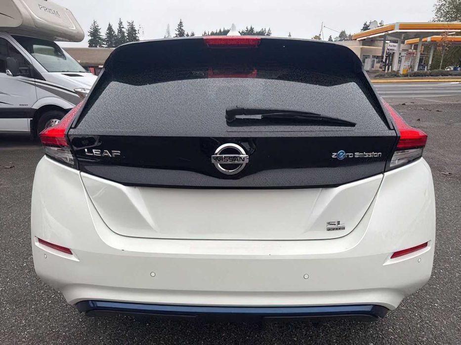 Nissan Leaf      2020