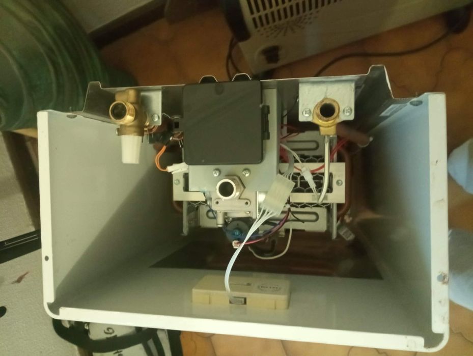 Esquentador a gaz novo