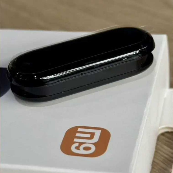Фитнес браслет Xiaomi Mi Band 9