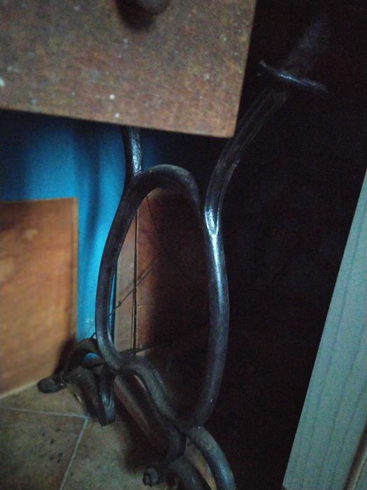 Sprzedam dół od maszyny 200 zł