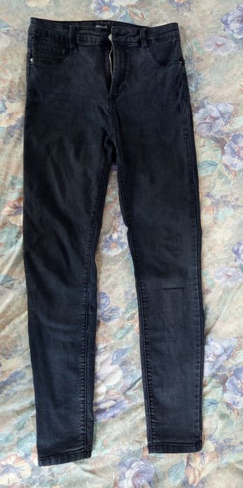 Spodnie jeansowe wysoki stan czarne denim House rozmiar  42