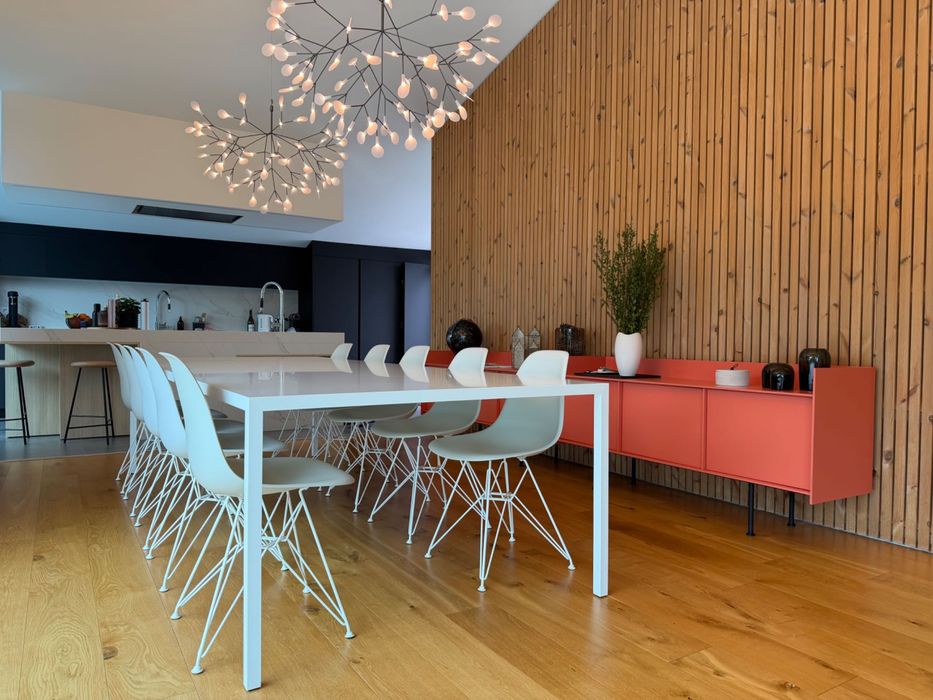 MDF Italia- Marca de Luxo. Mesa de Jantar  Branca 300 x 120. Como novo