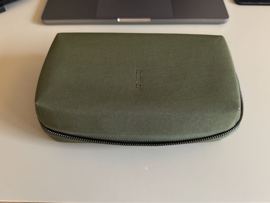 Organizer Bellroy Tech Kit zielony