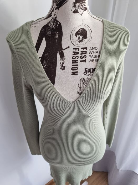 OFERTA PORTES - Vestido Verde da Stradivarius (Tamanho S)