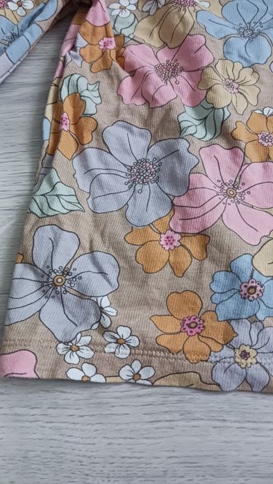 Bluzka w kwiaty H&M rozm. 134/140 (100% bawełna)