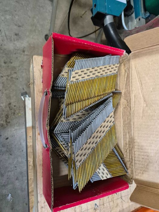 Gwożdzie Paslode -2,8x75mm 34*(bez gazu)  , Senco- 3,1x90mm   34*