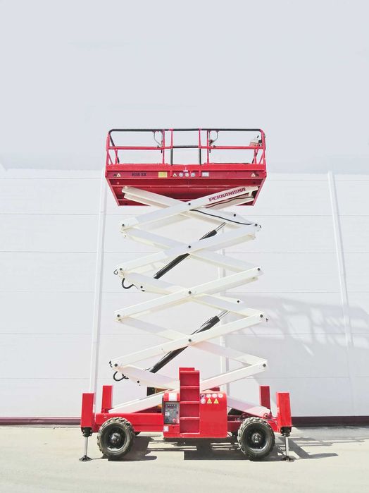 ОРЕНДА дизельного ножичного підйомника Пекканіска H 18SX