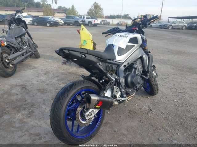 YAMAHA mt09 dc 2023