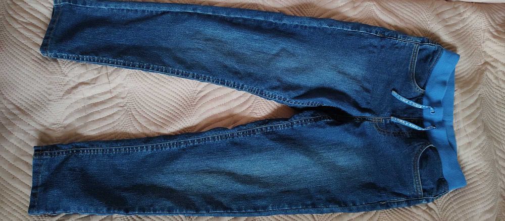 Jeansy ocieplane chłopięce 152 + koszula reporter 152 + longsleev