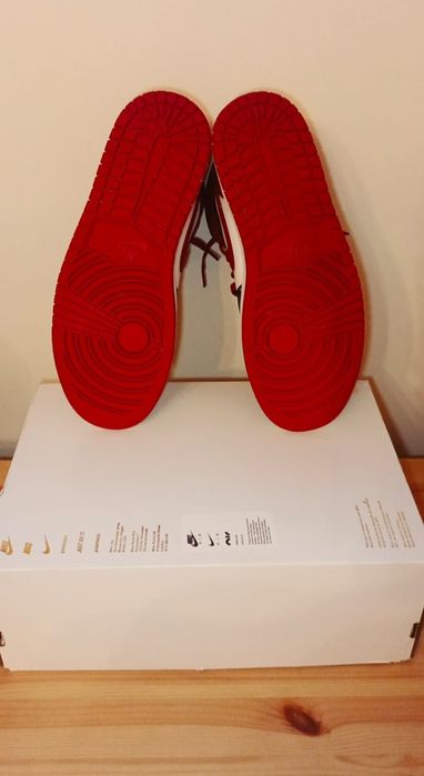 Nike jordan 1            .