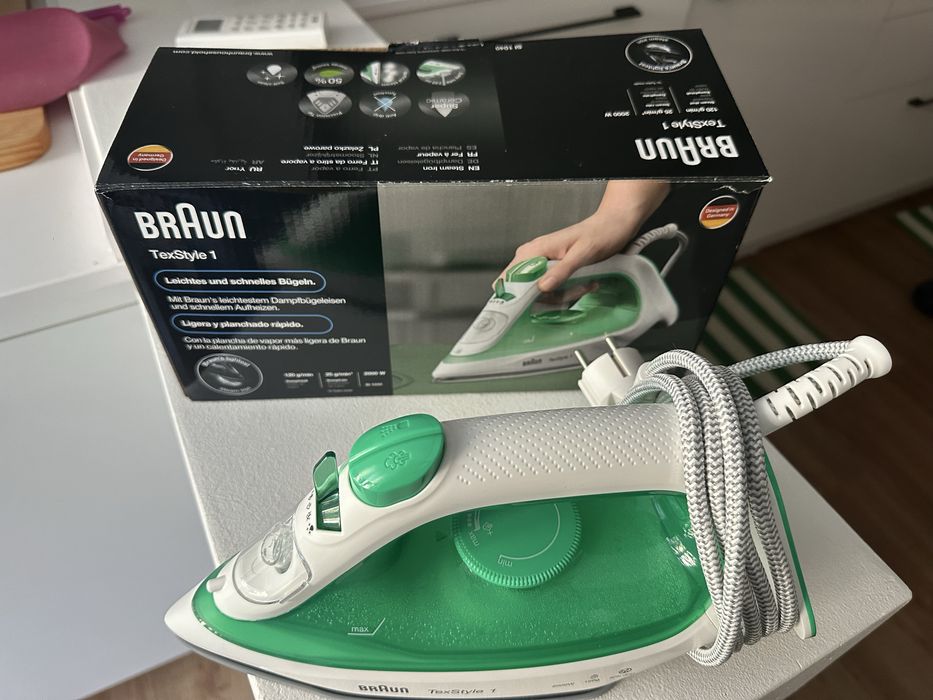 Ferro de Engomar Roupa à vapor Braun