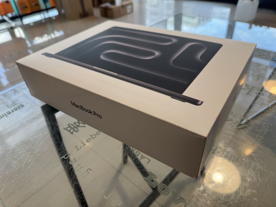 Pudelko puste MacBook pro 14 cali